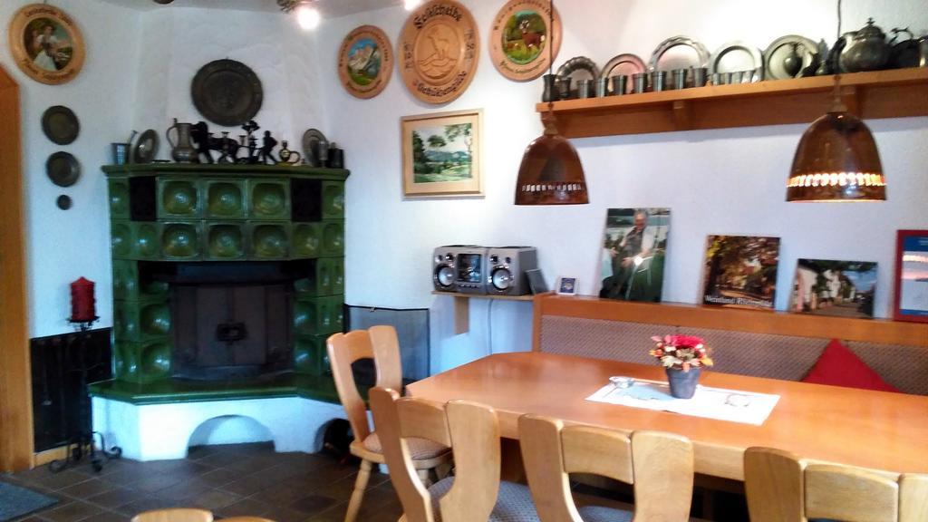 Apartment Gaestehaus Im Malerwinkel-rhodt *
